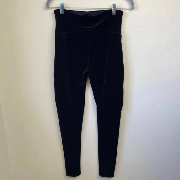 Spanx Ready To Wow Velvet Legging - Picture 8 of 12